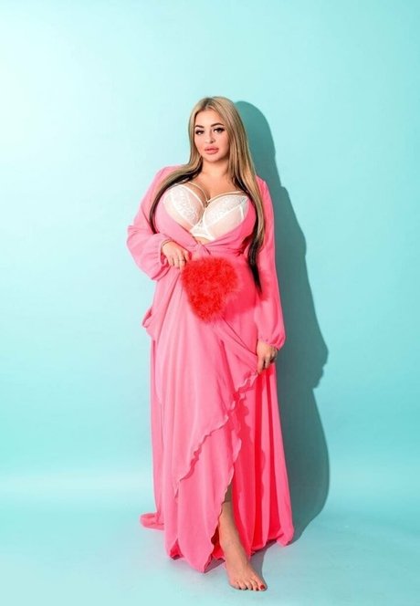 marinajuicyblonde pornstar nice image