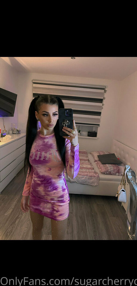 kinkyyvanessa art star gallery