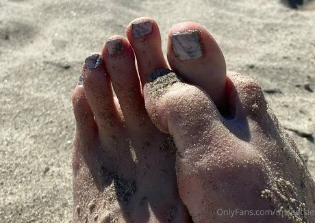 msfeetsie pornstar high quality images