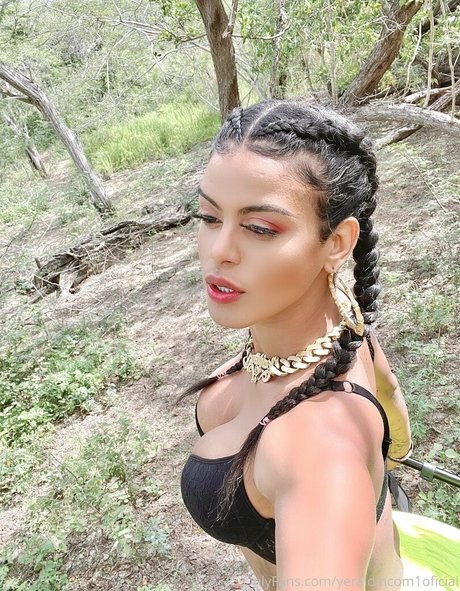 yeraldincom1oficial pornstar sex pic