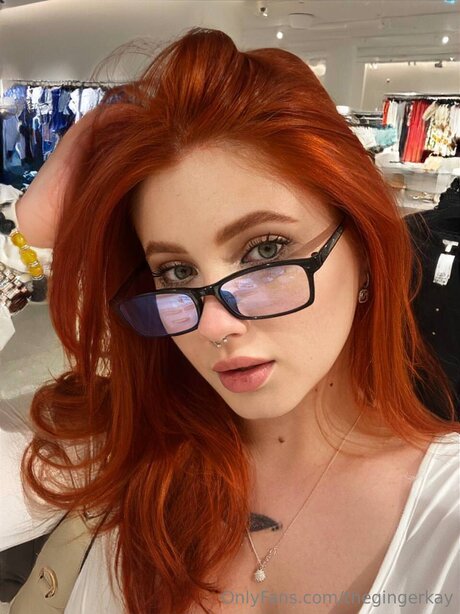 big tits nerd onlyfans sex pic