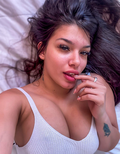 hinnatadelucca sexy pornstar images