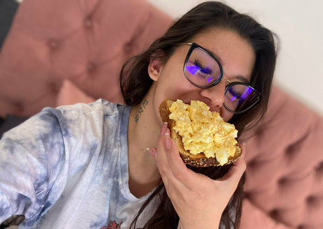 hinnatadelucca exclusive pornstar image