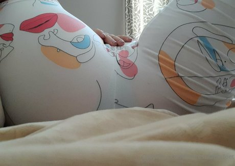 curvy muscle onlyfans art naked photos