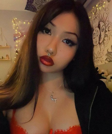 MoonBaby ASMR pornstar hot pics