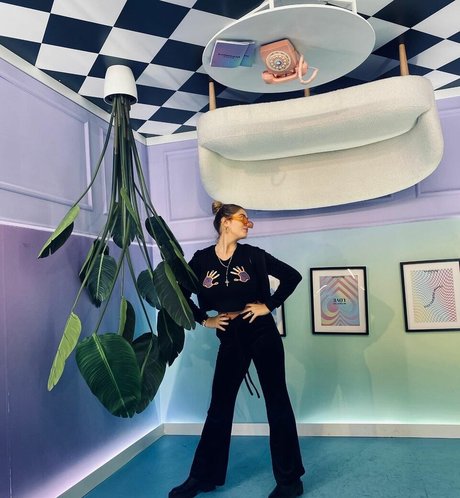 Shabel sexy pornstar img