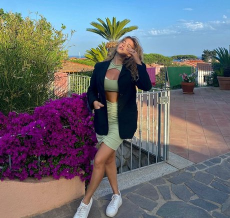 Shabel beautiful actress pictures