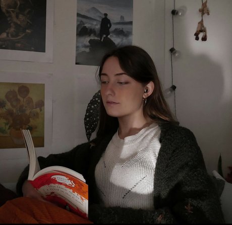 asian brunette onlyfans beautiful naked picture