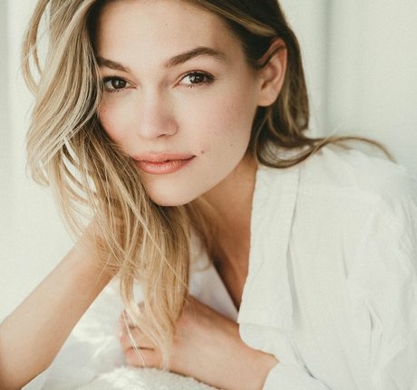 Julia Miller porn actress images