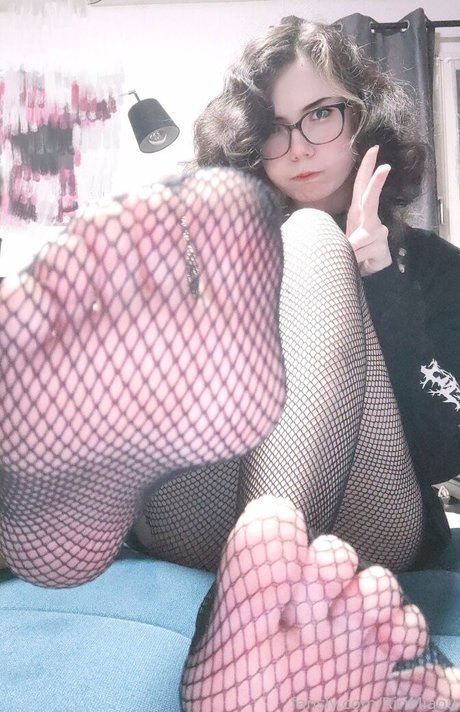 RiriMiaou pornstar xxx photo