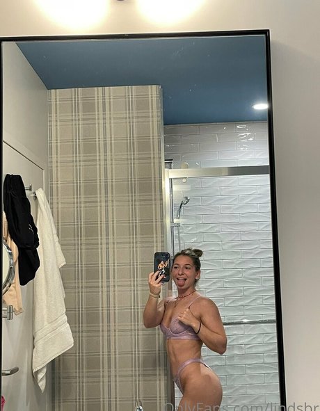 blonde secretary onlyfans art nude photo