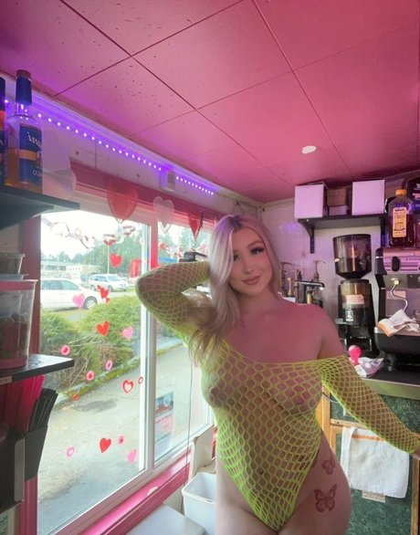 Stacked Blonde perfect actress image