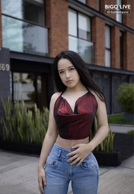 Babymaxxx model perfect photos