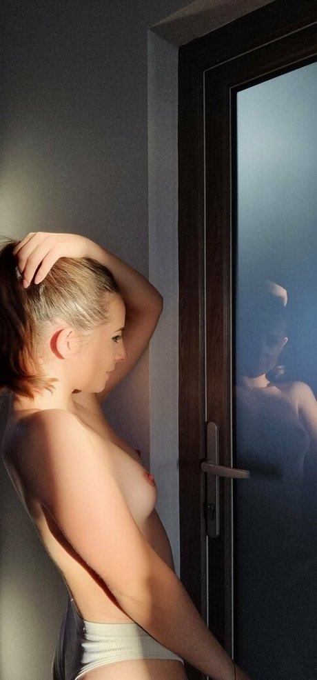 nyco1313 model xxx image