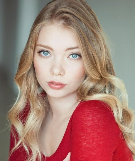 Emilia McCarthy pornographic actress img