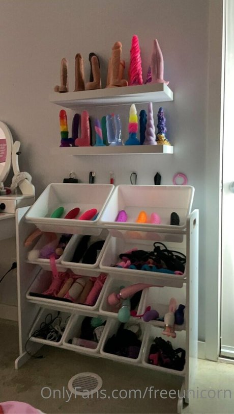 climbmickeymountain model nudes archive