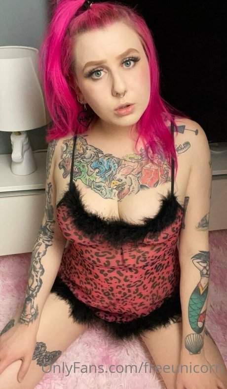 climbmickeymountain model naked gallery