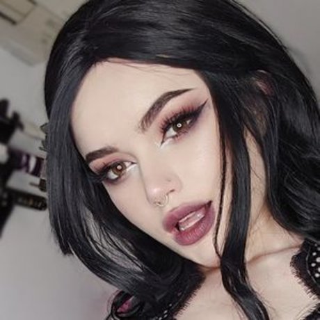 Zalariacos star xxx gallery