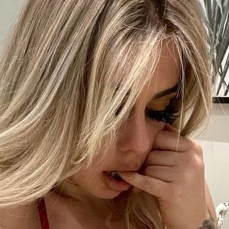 Littleleahxo art model pics