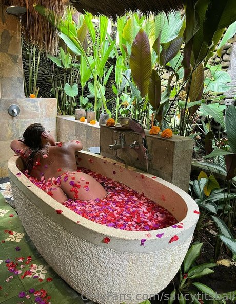 saucytitsbali star nudes images