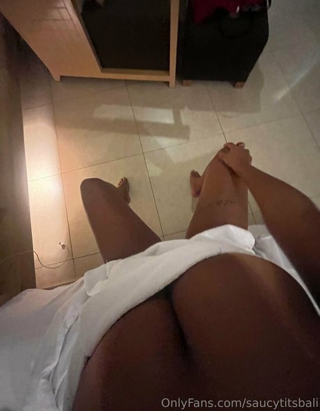 saucytitsbali model sexy images