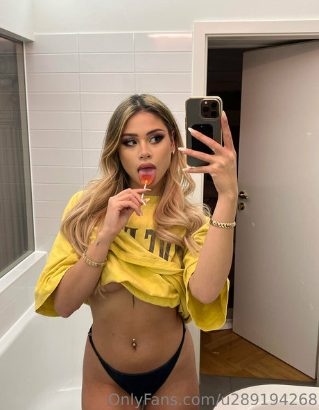 lilyxscott high quality model pics