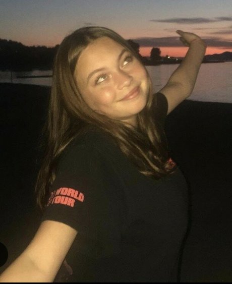 ilinamcqueen model adult archive