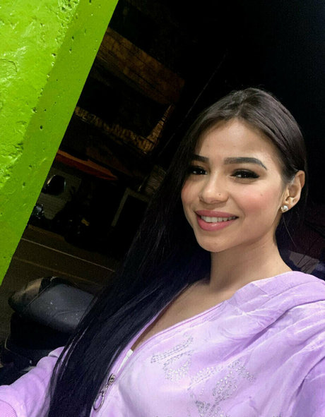 iamcamillalopez pornstar pretty pics