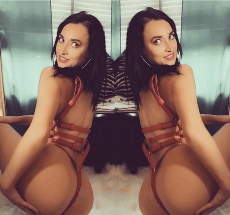 aundreahayley nudes star image