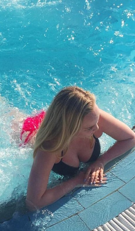 Essi Kaappola star free images