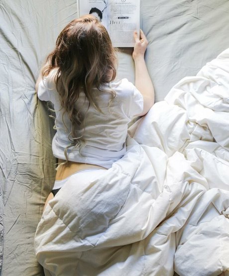 Moo Smith nude actress archive