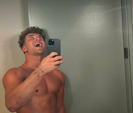 nategarner exclusive star photo