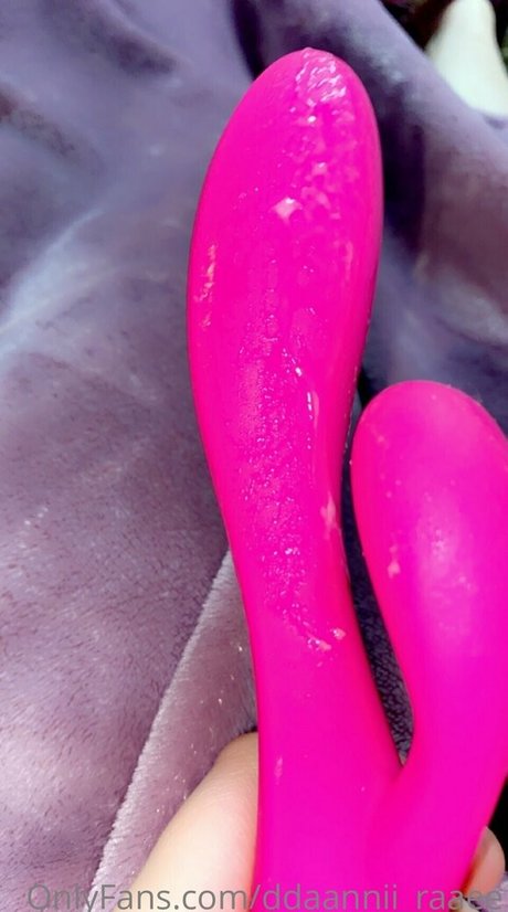 ddaannii raaee pornographic model pic