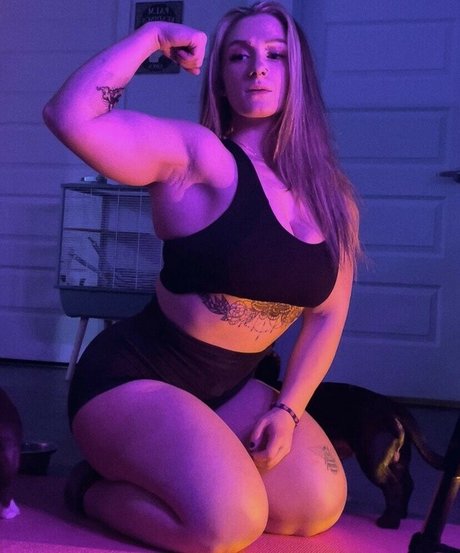 Kel saay art model gallery