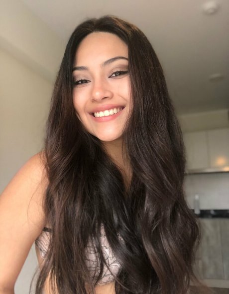 SexyAlexandra_ model perfect pic