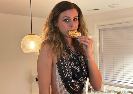 amaze me exclusive model images