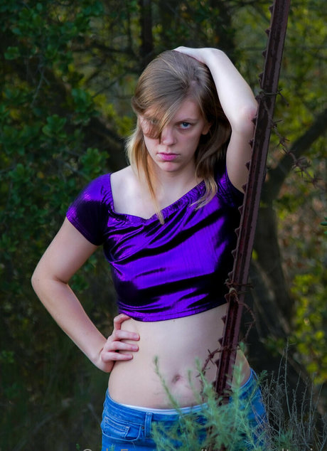 temperedteria hot model photo