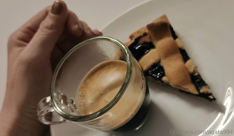 agata994 model image