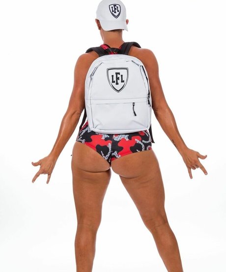 Dina Wojowski nice actress photo