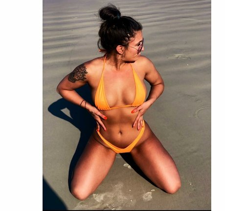 Captainallissa model hot archive