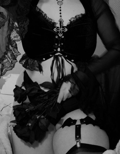 pxppycorpse beautiful actress pic