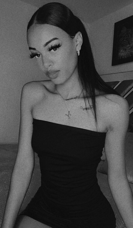 afroflavor high quality model picture