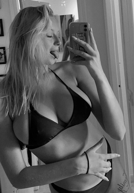 Linn Prusky pornstar archive