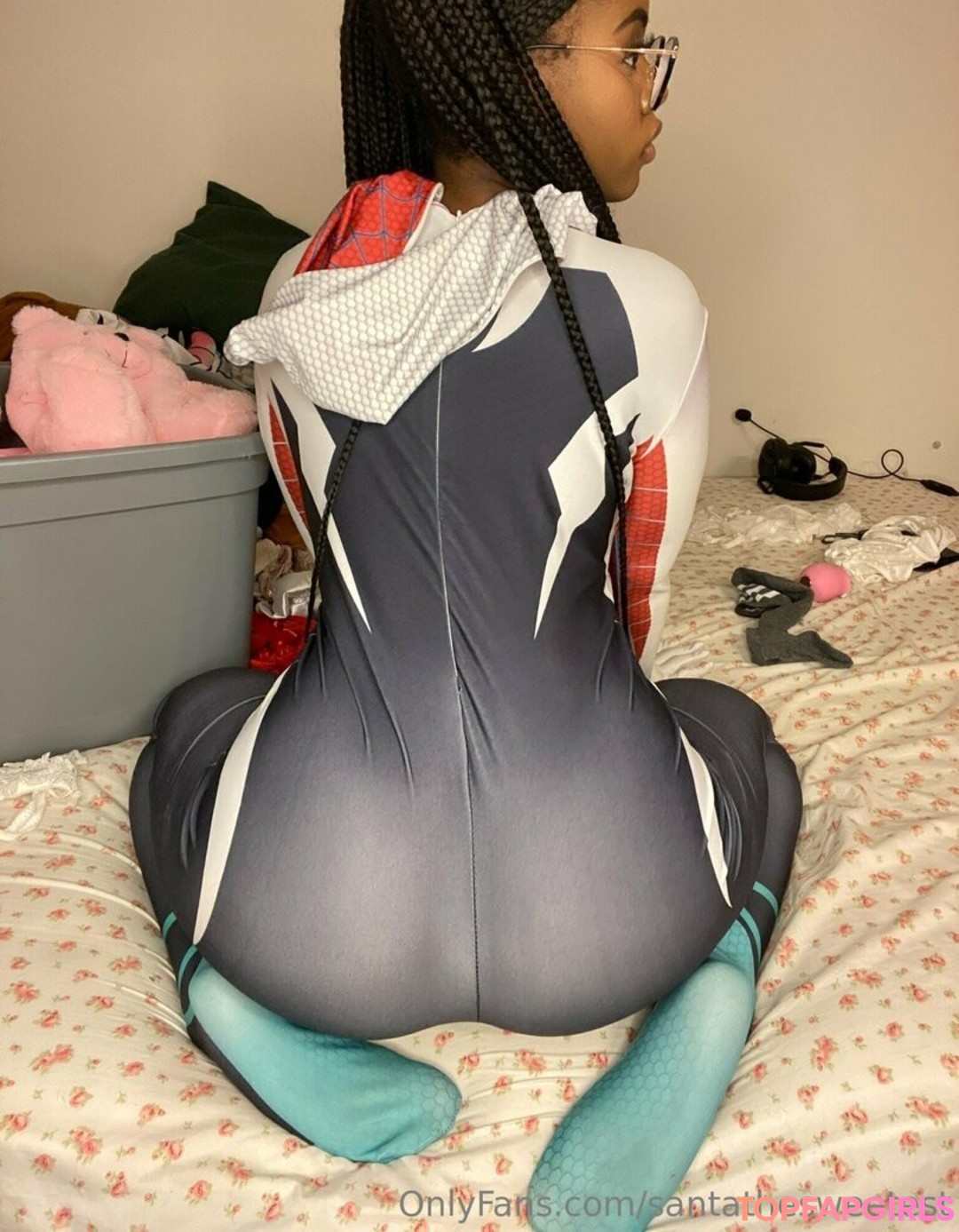 santathesweetest nude pornstar pictures