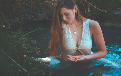 Neta Shaked pornstar nude picture