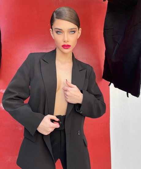 mom onlyfans pretty gallery