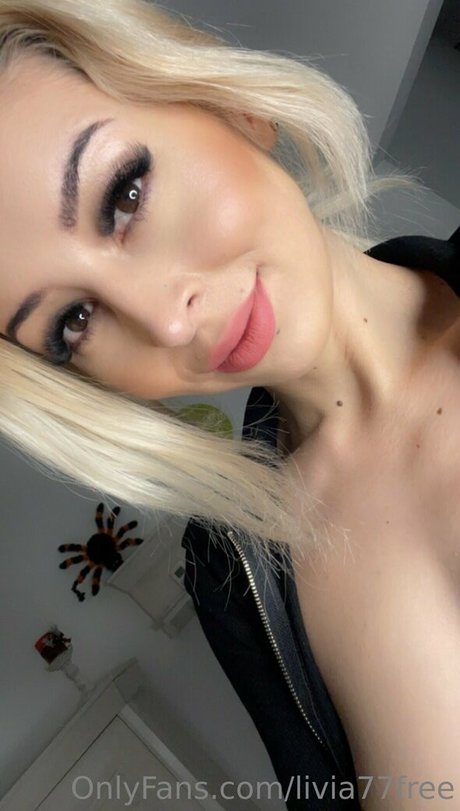 livia77free art actress photo