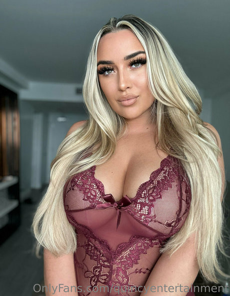 quincyentertainment porn actress img
