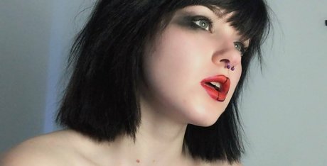 lyraluv pretty model photos