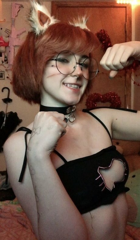 lyraluv model sex image